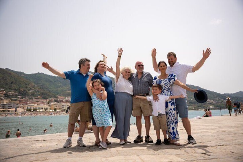 Cefalù Photoshoot Capture Your Spontaneous And Happy Moments 