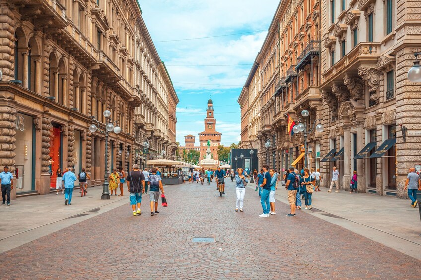 Milan Historic Secrets Tour