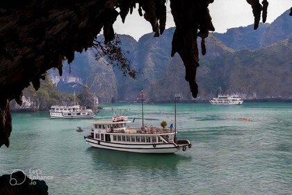 Journée complète sur Halong Cruise avec repas - Revenez Hanoi tôt