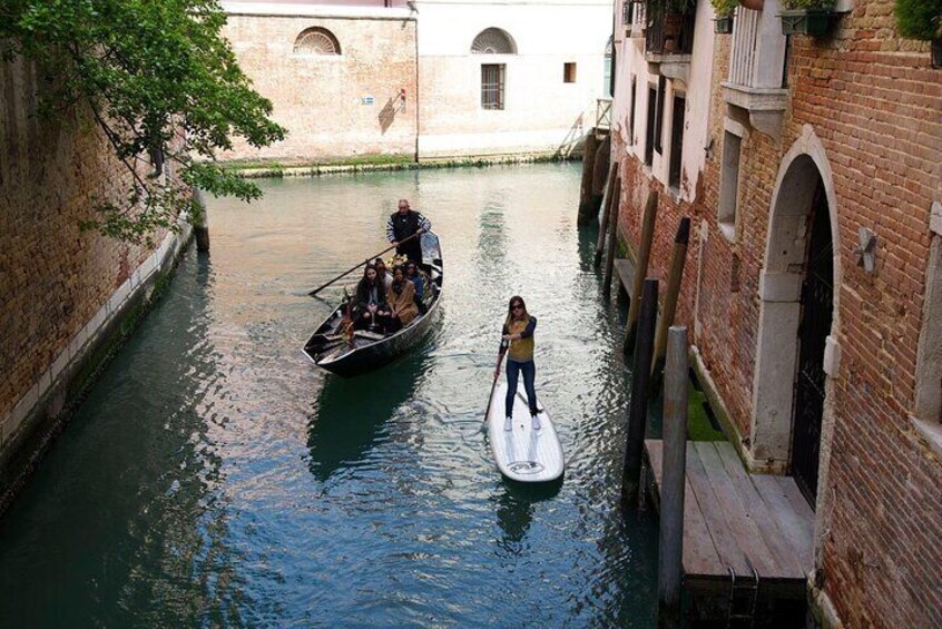 Sup Tour in the Canals of Venice