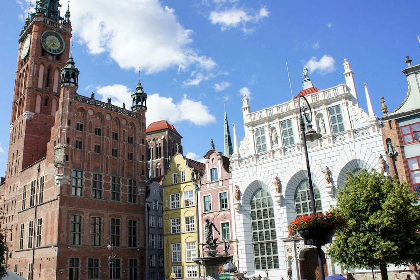 Gdansk: Individual Sightseeing Tour with Audio Guide