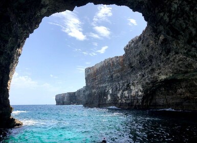 Gozo: Tur Gua 20 Menit dan Pemberhentian Blue Lagoon