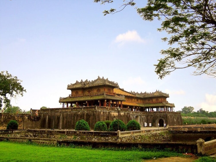 Hue Imperial City & Hai Van Pass Day Tour from Hoi An - Small Group