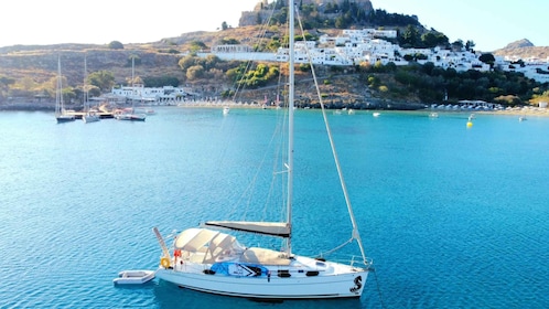 Rhodes : Excursion en voilier privé à Kallithea et dans la baie d'Antony Qu...