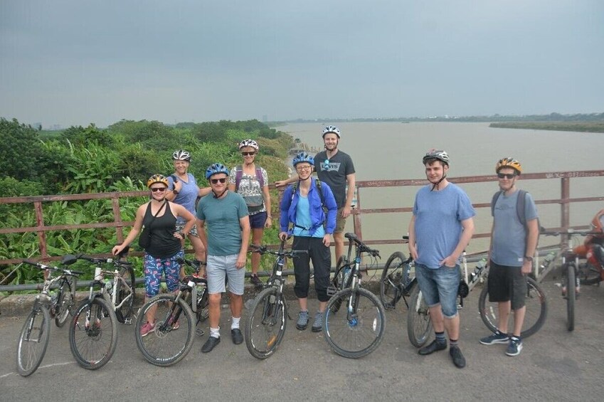 Half-Day Hanoi Countryside and Red River Delta Bike Tour