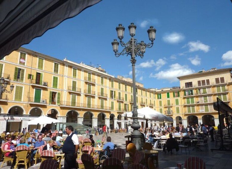 Picture 5 for Activity Palma de Mallorca: Guided Tour of the Old Town