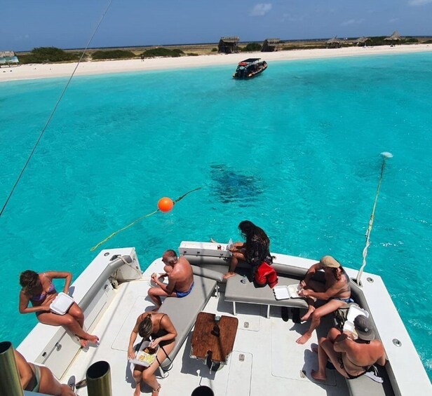 Picture 1 for Activity From Willemstad: Full-Day Boat Tour to Klein Curaçao