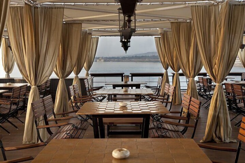 Private Dinner Cruise in Cairo with Transfers