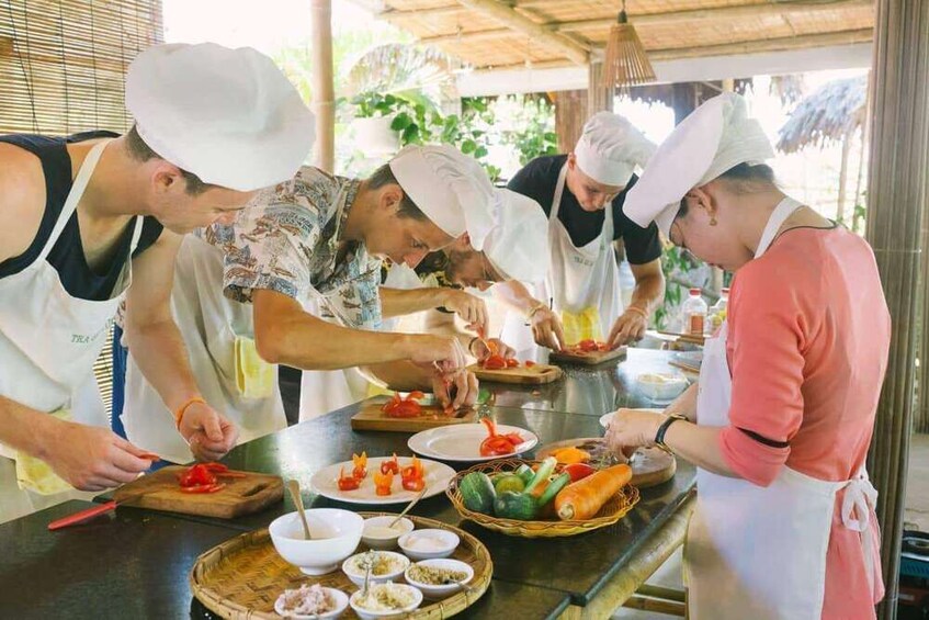 Hoi An Cooking Class Morning Bike Tour Explore Cook with Tra Que Farmers