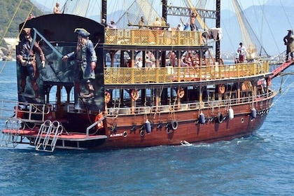 Full Day Pirate Boat Trip in Side & Manavgat