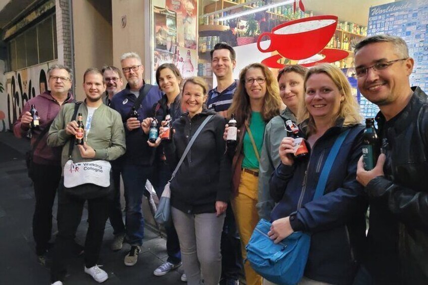 Kölsche Büdchen tour in the Belgian quarter