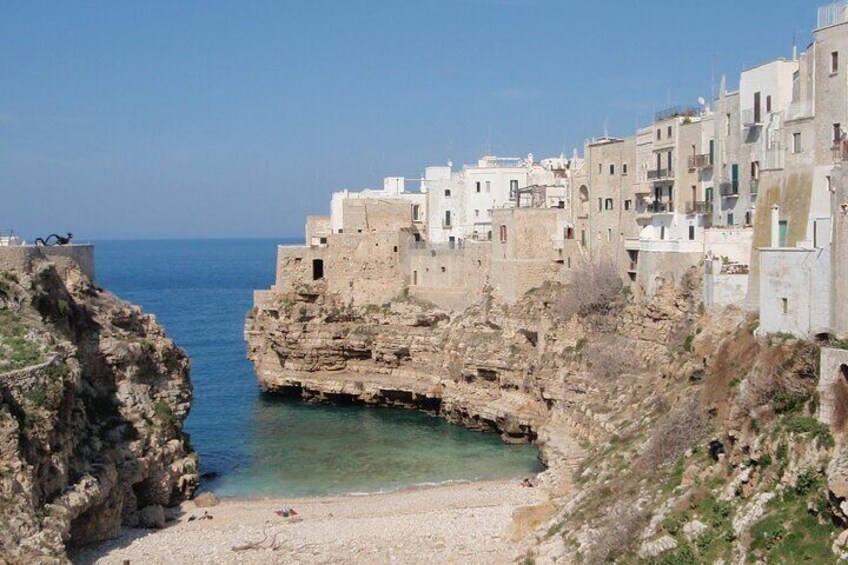 Alberobello and Wine & Food Tasting Private Tour