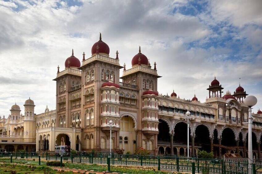 Mysore tour with Somnatahpur and Pyramid valley from Bangalore