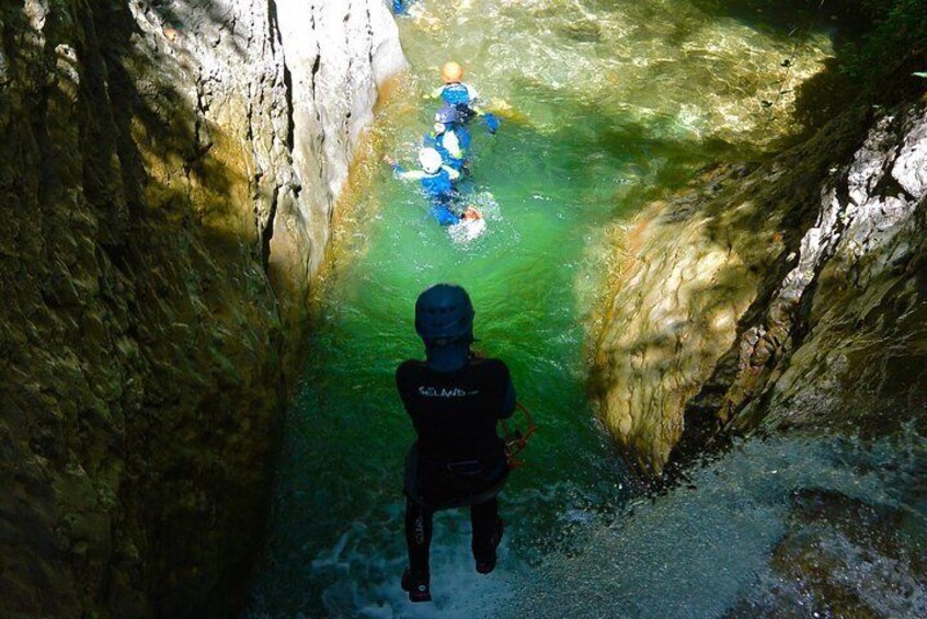 jump in the Ecouges canyon