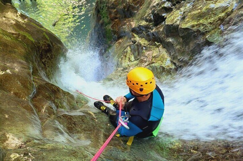 Canyoning Grenoble: the Ecouges canyon