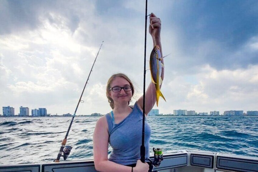 Deep Sea Fishing Charters in Pompano Beach Aboard 34' Hatteras