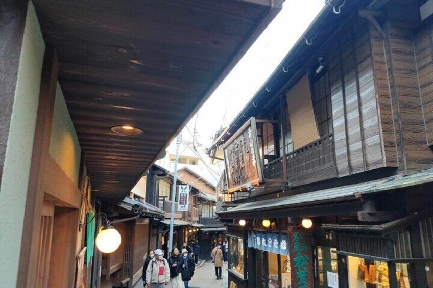 Kobe Guided Tour Including Port Area and Arima Onsen Town