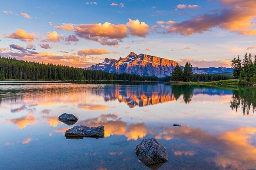 3 Days in Calgary Banff Lake Louise Moraine Lake & Drumheller