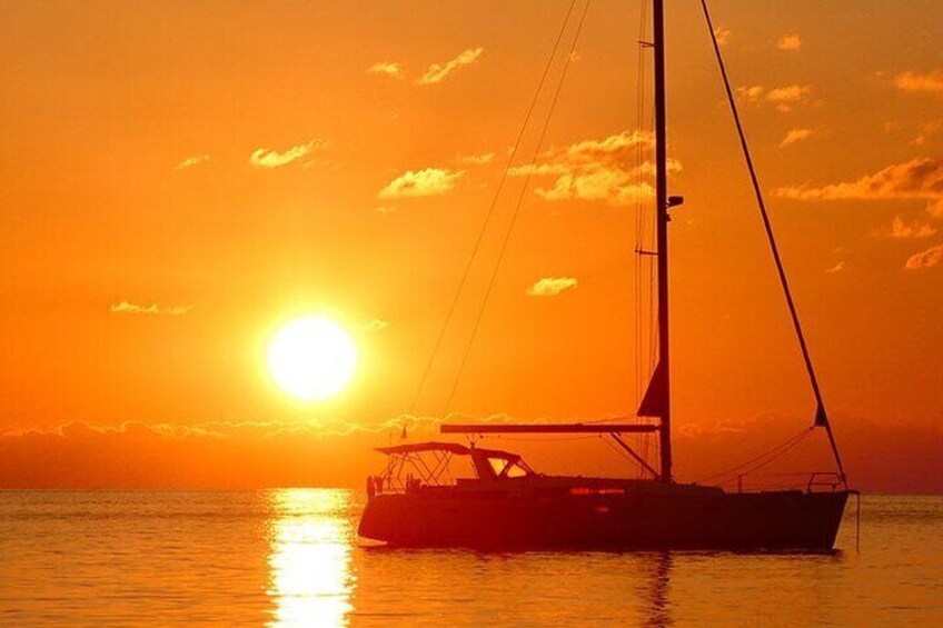 3 Hour Rhodes Sunset and Wine Sailing Tour