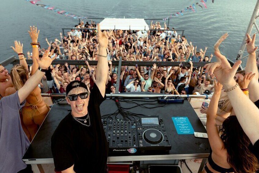 Zrce Booze Cruise - Novalja Boat party