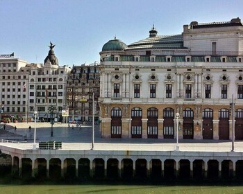 Visite à pied guidée privée de Bilbao