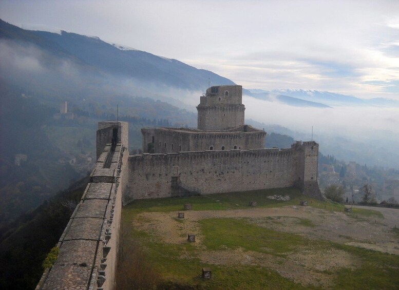 Picture 2 for Activity Assisi: Historic Walking Tour