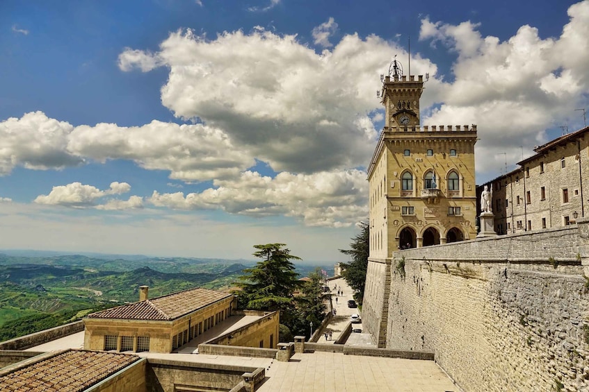 Picture 9 for Activity San Marino - Private Historic Walking Tour