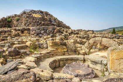 กายารี: ทัวร์ชมสถานที่โดย UNESCO ของ Su Nuraxi di Barumini