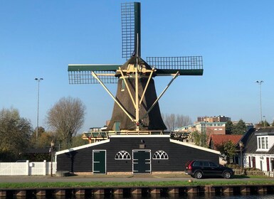 From Amsterdam: Guided Zaanse Schans & Zaandam E-Bike Tour