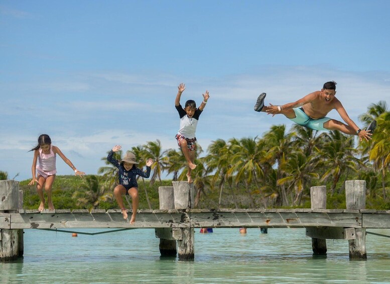 Picture 5 for Activity Isla Mujeres: Sailing, Snorkeling and Lunch with Boat Party