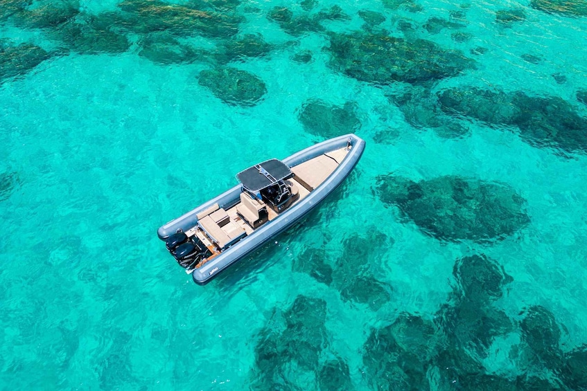 Cagliari: Zodiac Boat Tour, 3-4 SwimStops, Wine & Snorkeling