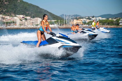 Rental ski jet - 30 minutes Cannes