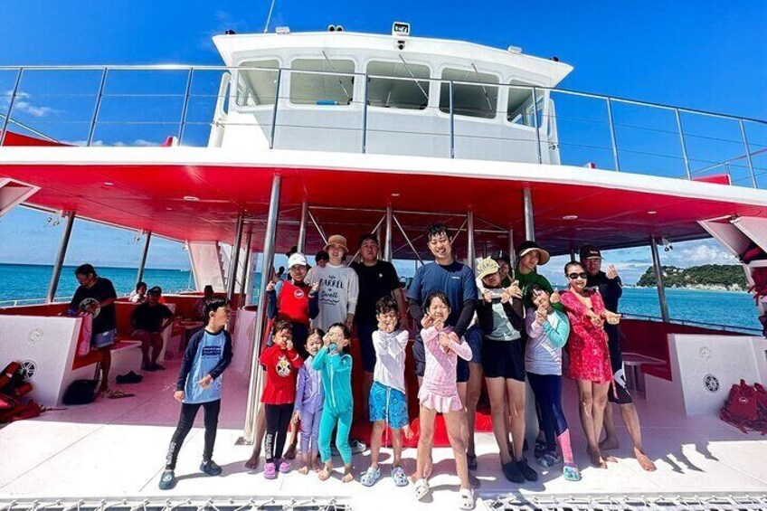 3 hours Red Whale Party Yacht in Boracay