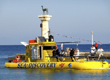 Rhodes Town: Yellow Submarine Cruise with Underwater Views