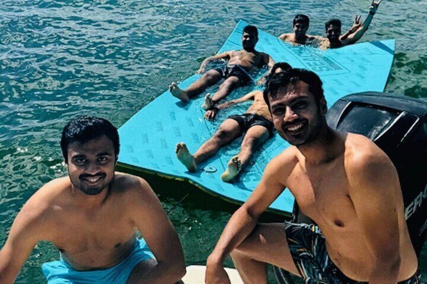 Amusing Private Boat Tour, Champagne, Sandbars, Floating Mat!!