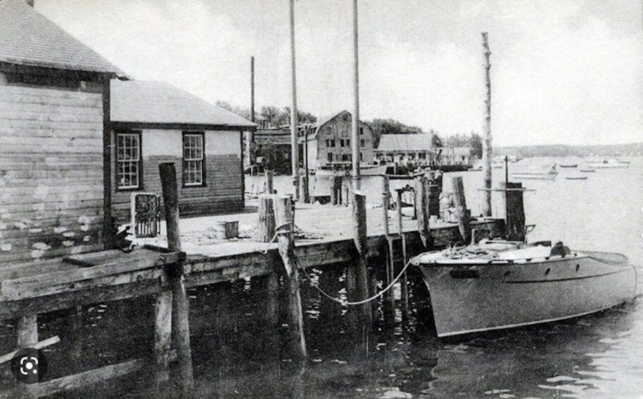 Picture 3 for Activity Boothbay Harbor's Walk Through Time, a Guided History Tour