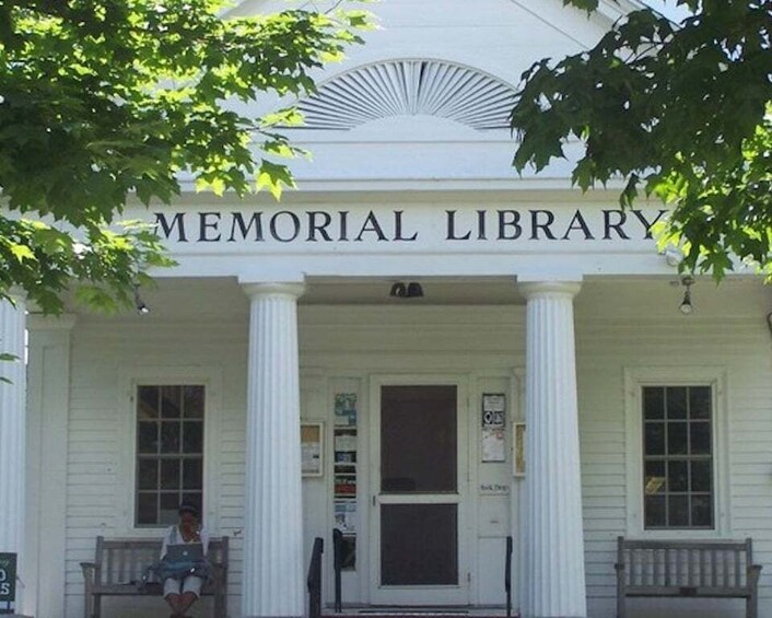 Picture 2 for Activity Boothbay Harbor's Walk Through Time, a Guided History Tour