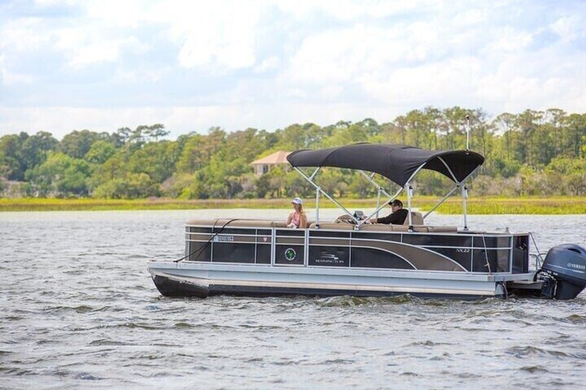 6 Hour Private Hilton Head Boat Rental 24 ft. Luxury Pontoon