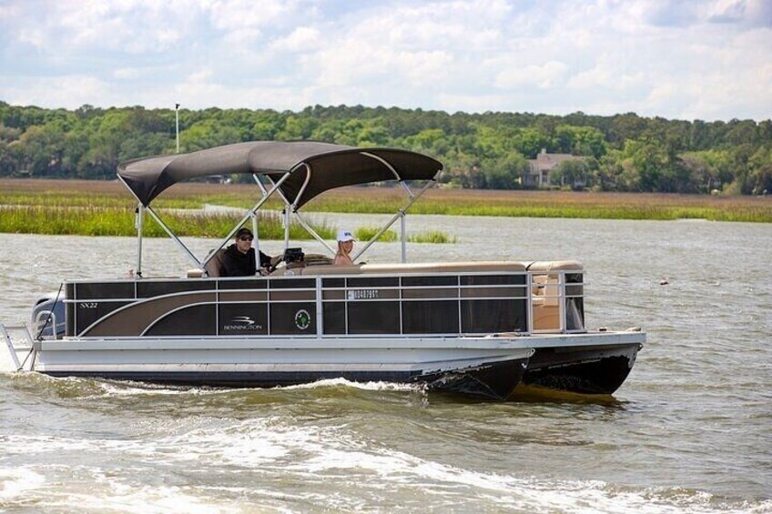 6 Hour Private Hilton Head Boat Rental 24 ft. Luxury Pontoon