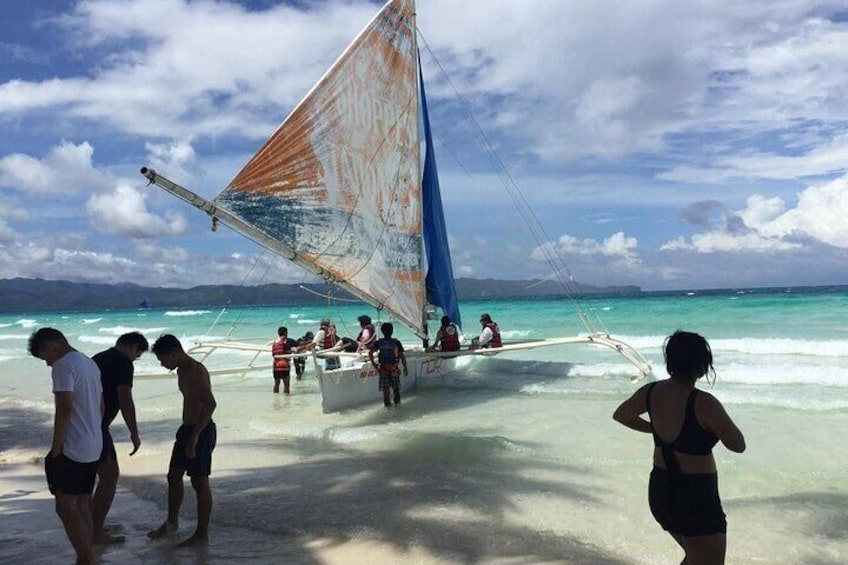 Paraw Sailing Day Tour