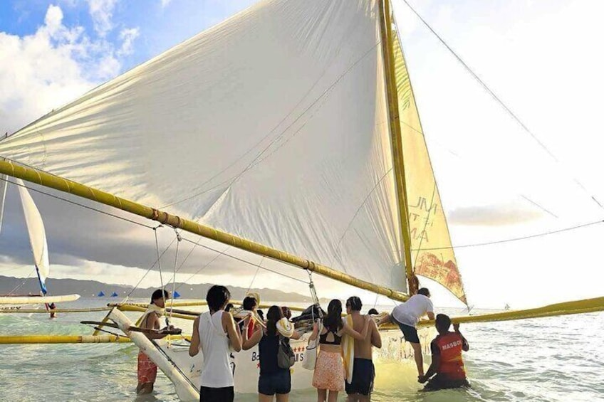 Paraw Sailing Day Tour