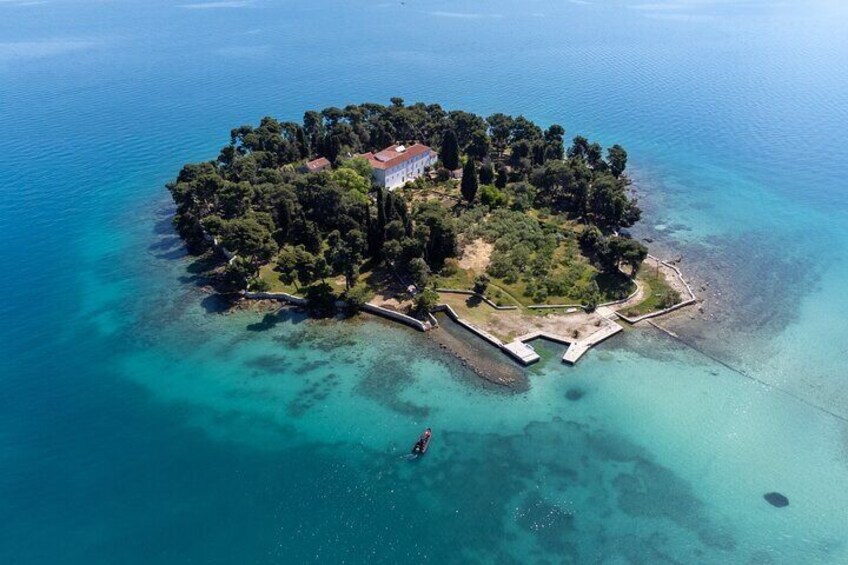 Zadar: 3 Island luxury Speedboat Tour w/ Drinks & Snorkeling