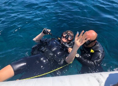 Villasimius: Capo Carbonara First Time Dive with Instructor