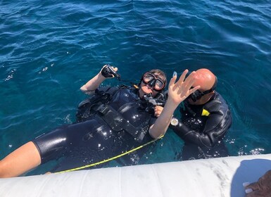 Villasimius: Capo Carbonara First Time Dive with Instructor