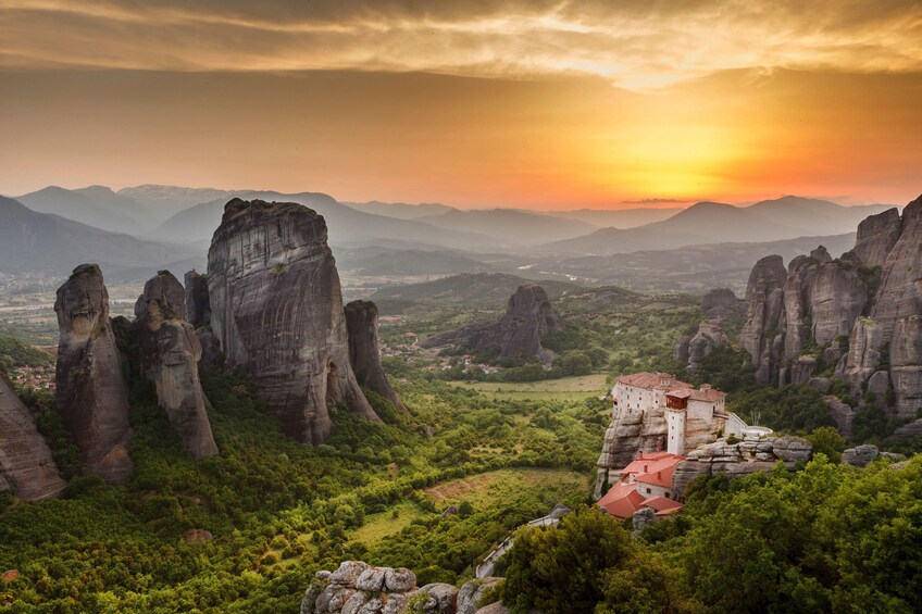 Meteora Two Days Small Group Tour with Accommodation 