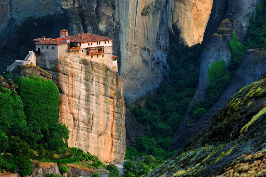 Meteora Two Days Small Group Tour with Accommodation 