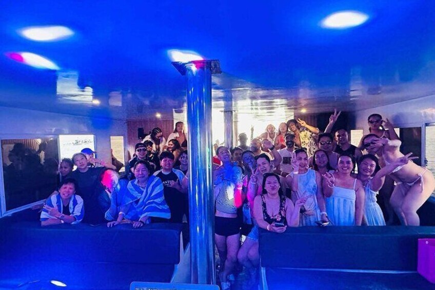 Boracay Party Yacht 2 hour tour with snorkeling