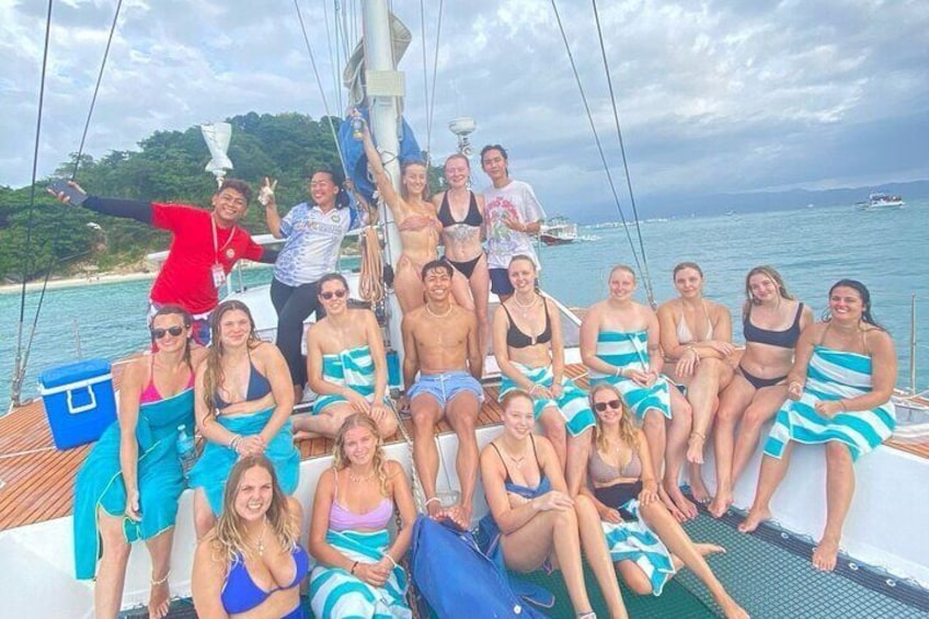 Boracay Party Yacht 2 hour tour with snorkeling 