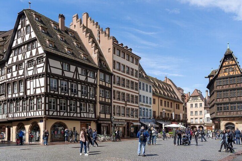 Private day trip from Frankfurt to Strasbourg local driver