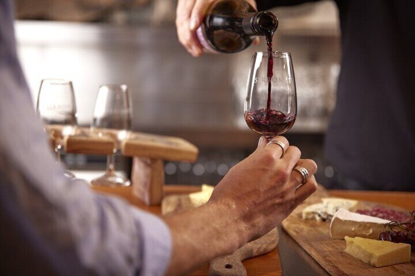 Sirromet Cellar Door Wine Tasting Public Tour with Lunch